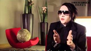 Marilyn Manson fala sobre seus quadros (2010)