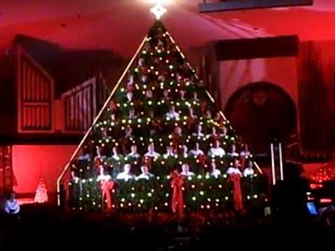 The living christmas tree performance in brandon fl