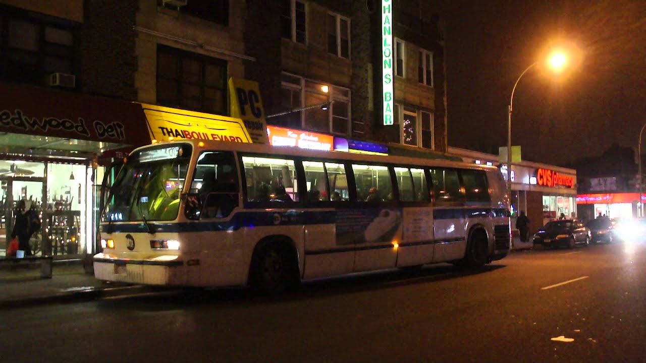 MTA Bus Company 1996 NovaBus RTS-06 8921 On The Q60 ...