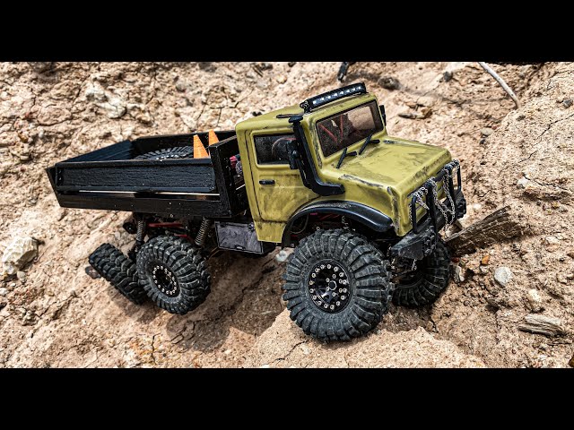 Fully Custom SCX24 RC Crawler 6x6 Unimog with Rear Steer Extreme
