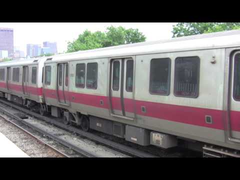 HD MBTA Red Line Charles/MGH Station