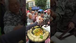 Fried tofu with chili powder #tofu #douyin #streetfood #chinesestreetfood #streamer #mukbang