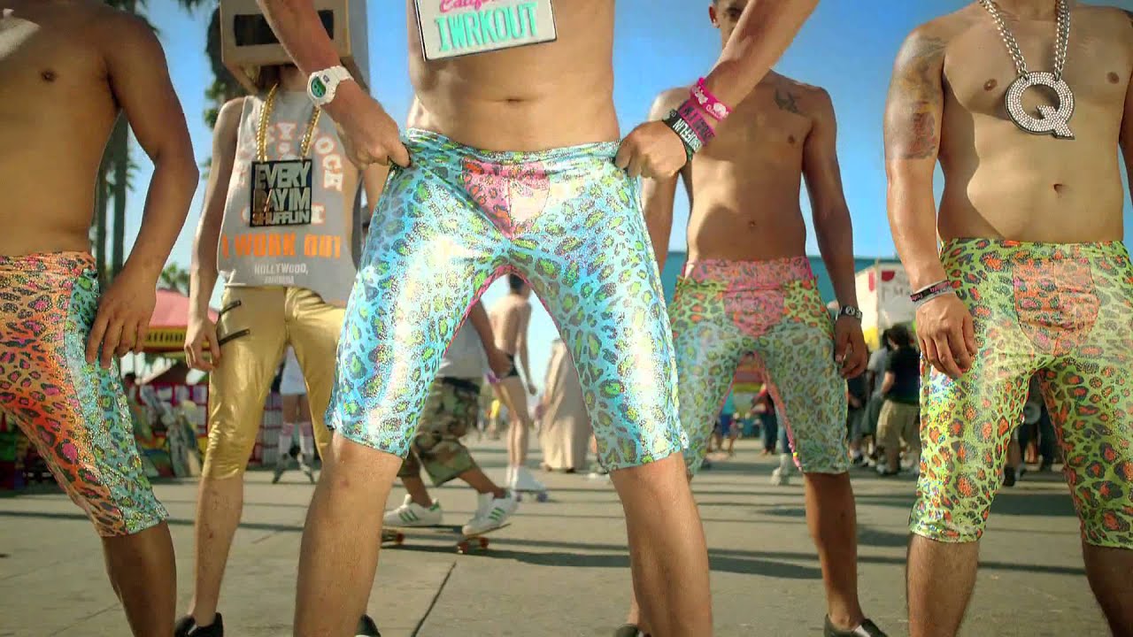 LMFAO - Sexy and I Know It - YouTube.