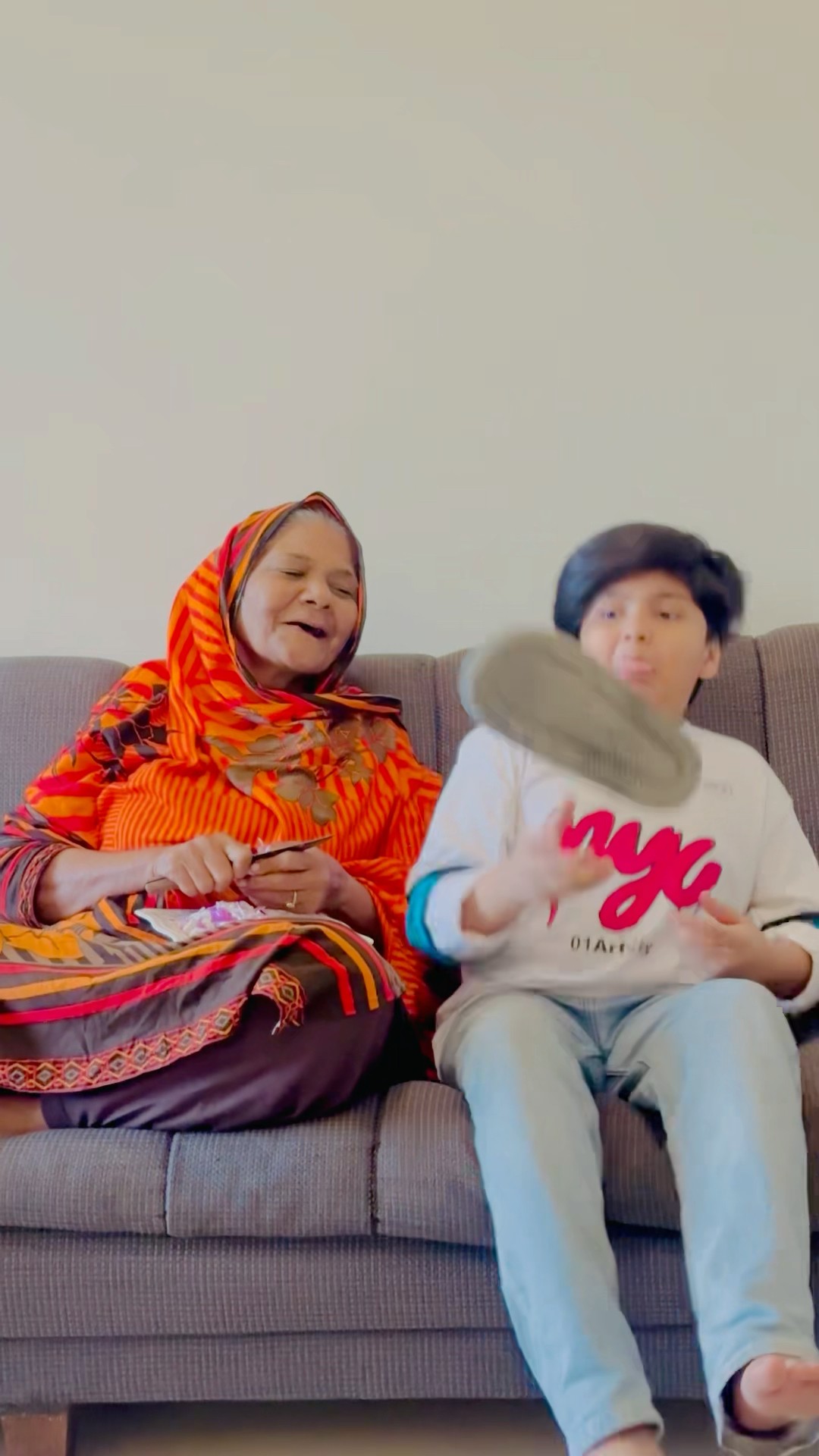 Virus ni ?? #viralvideo #funny #horrorfilm #trending #comedy #chotaalivlogs