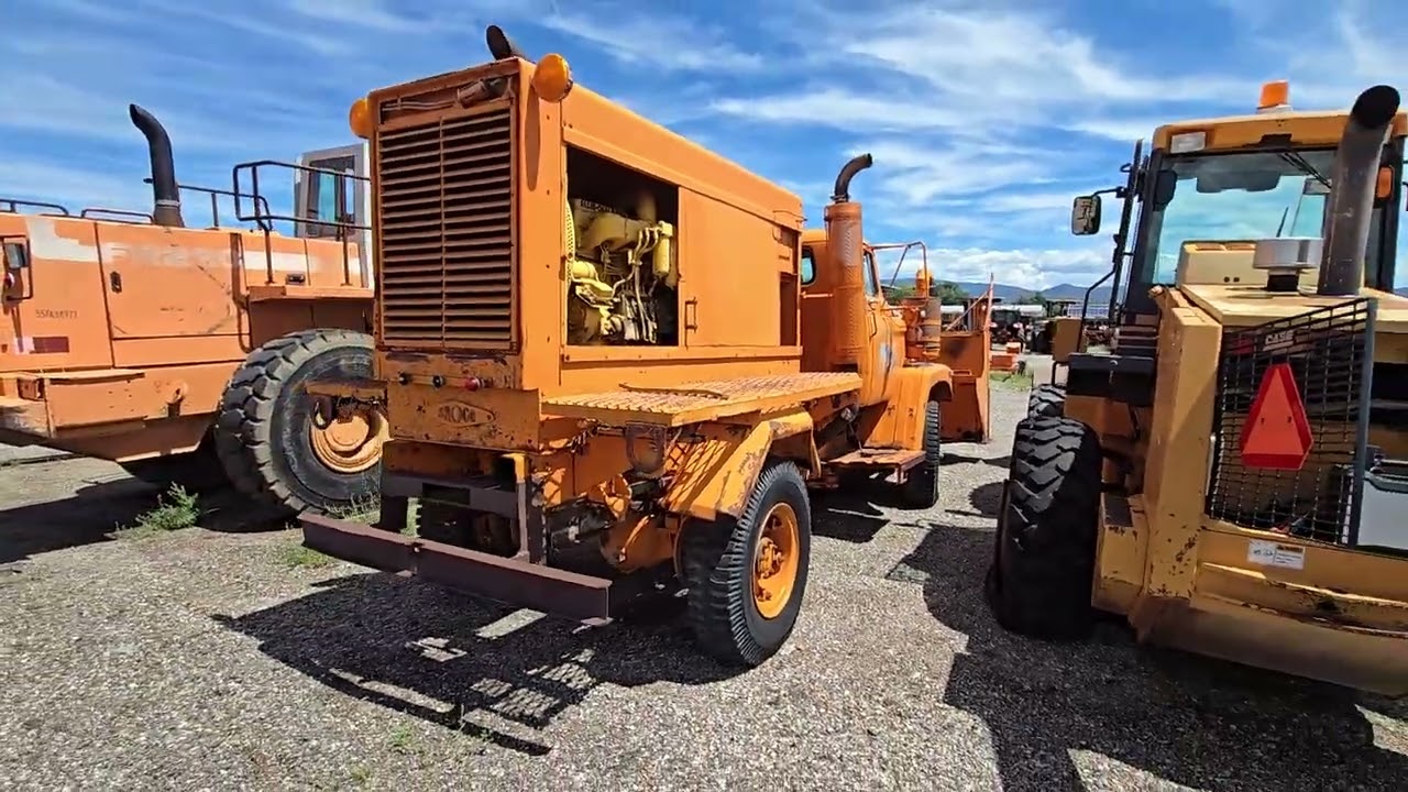 FA6300   1969 FWD Truck W SnoGo Rotary Snow Blower Walk Around