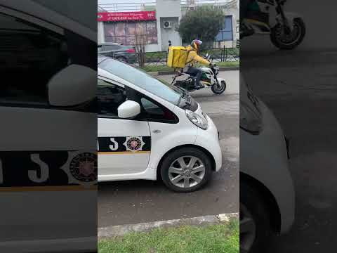 Смешная настоящая полицейская