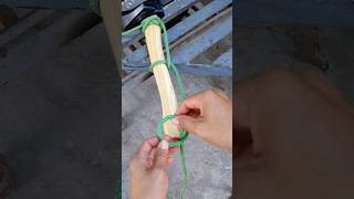 Useful Tips Of Tying Rope Techniques. Very Tightening Hitch.
