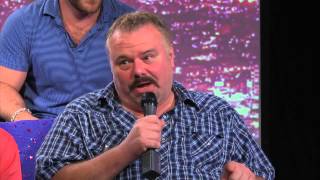 Hey Qween! BONUS: Where The Bears Are Hairy Casting Couch