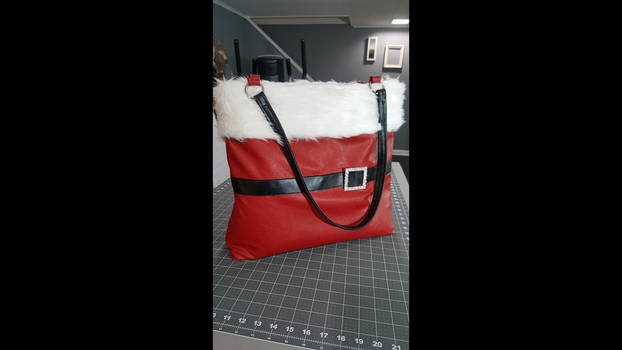 Buy New Christmas Santa Bag Purse, 2 Red Quilted Choices, Wallet/purse  Combos or Green Faux Leather ELF Purse Online in India - Etsy