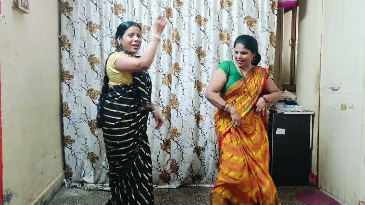 खेले सड़क पे गेनवा 🤣 गज़ब क्या चुटकुले गाने 🤣 कमेंट करे केसा लगा #yaduvanshi_jaunpuriya