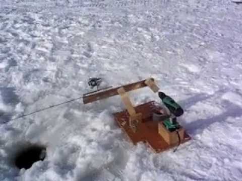 Automatic jigging rod for ice fishing - YouTube.