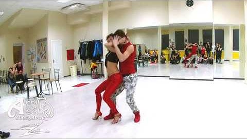 Bachata demo. Aleksandr Levchuk & Anna Galenda. Dance Hub workshops 4.02.2017. Chernihiv