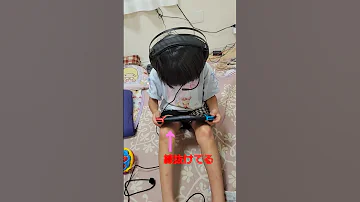 真剣 ヘッドホンしてSwitch観てるけど ノ 