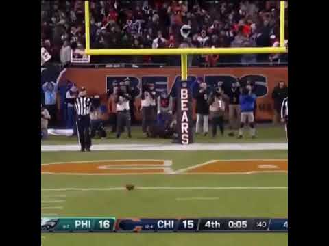 Cody Parkey Hits Upright And Crossbar To Miss Game Winning Field