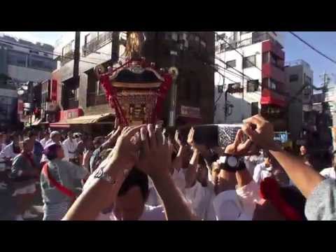平成27年 千住 本氷川神社 例大祭　町内神輿渡御です。 。