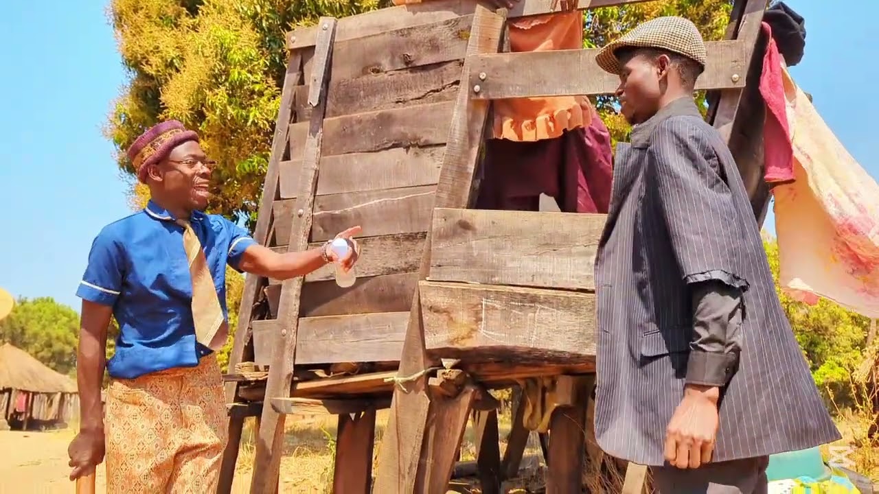 Kakoma destroyed the window for Mr kadibal 🤣🤣