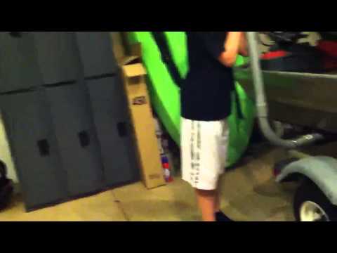 mongoose-box-scare-prank-gag