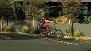 RideBMX: How-To - Backward Manuals w/ Devon Smilie screenshot 5