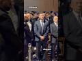 باصص للسماء ويدعو لوالده لقطة ت جسد بر الأب والابن الصالح بالدعاء لأبيه من ابن هاني شاكر
