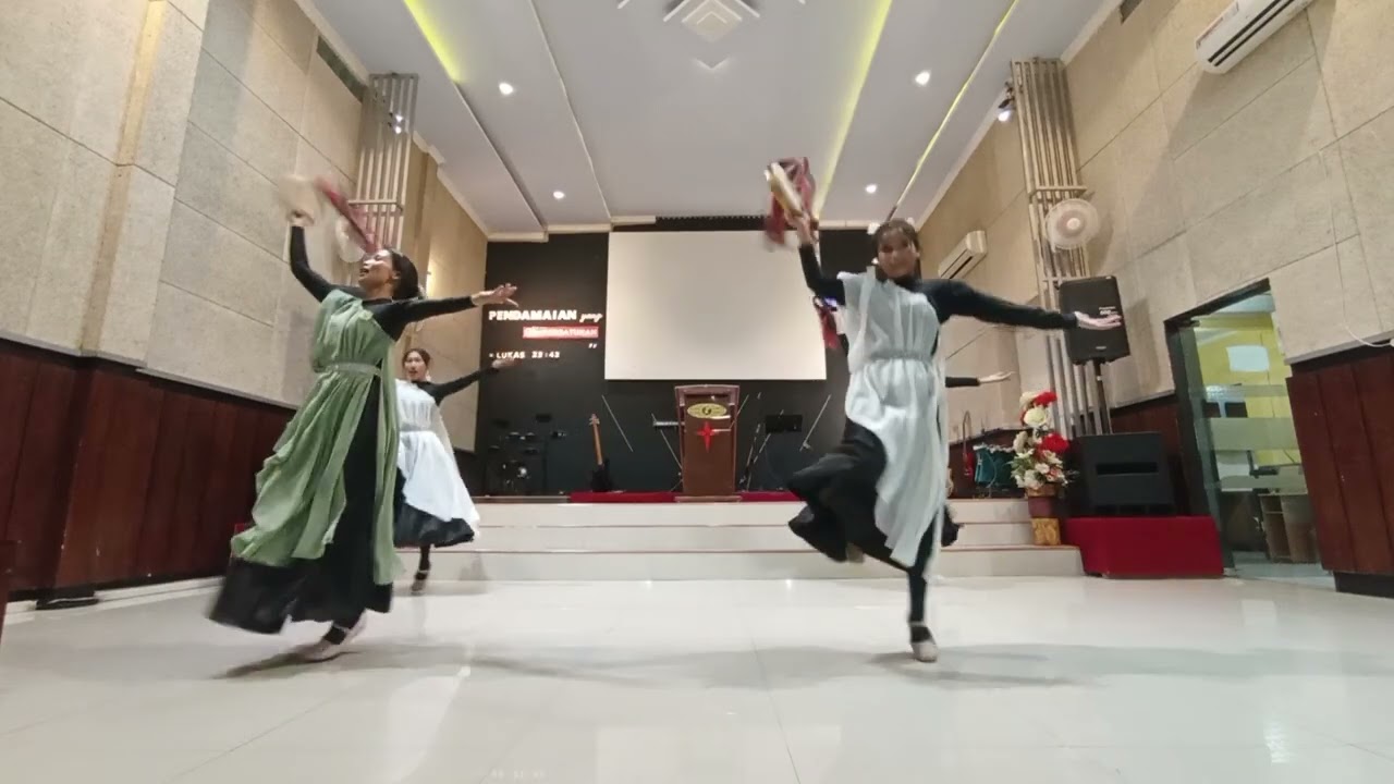 Nyalakan Api-Mu (Finale Choreography) - Tamborine