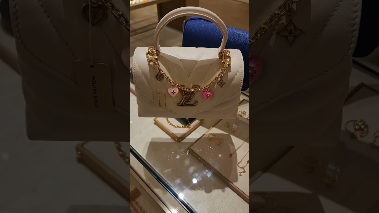 LV's Hold Me Is Better And More Affordable Than the Chanel Coco Handel  #luxurybag #LV #HoldMeBag 