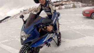 SUZUKI ON ICE!