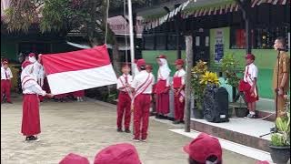 Pengibaran Bendera - Upacara Senin, 19 Februari 2024