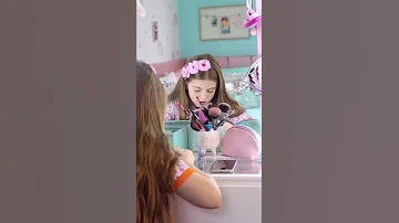 Dulce Maria Recebe Ligação De Nicobra Carinhadeanjo Shorts Lorenaqueiroz 
