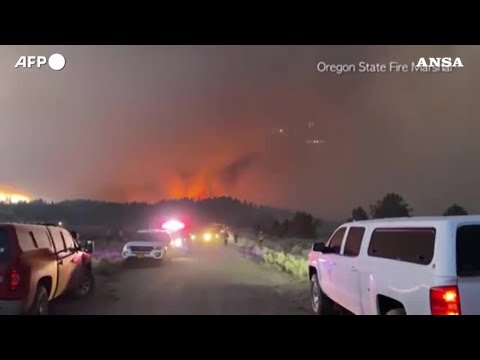 Video: Un'enorme Palla Di Fuoco Ha Sorvolato Lo Stato Dell'Oregon - Visualizzazione Alternativa