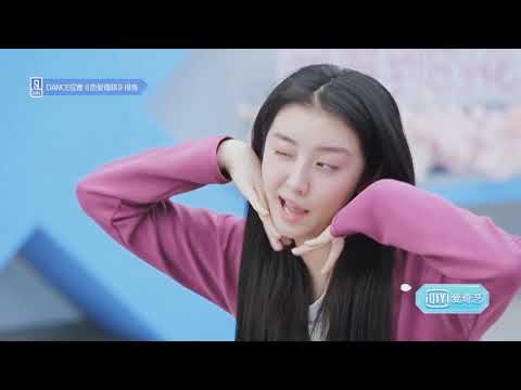 赵小棠刘雨昕张钰被迫营业，谁的表情最无奈