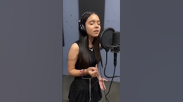 que hermoso canta , siguen los venezolanos haciendo homenaje a Ruby Pérez.