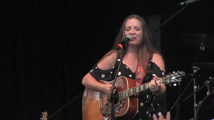 Carlene Carter "Every Little Thing"