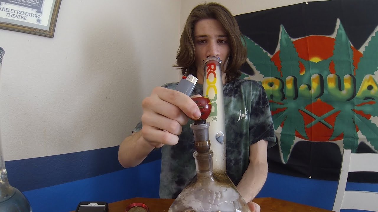 FIRST STRAIN OF WEED I EVER SMOKED? | Q&A