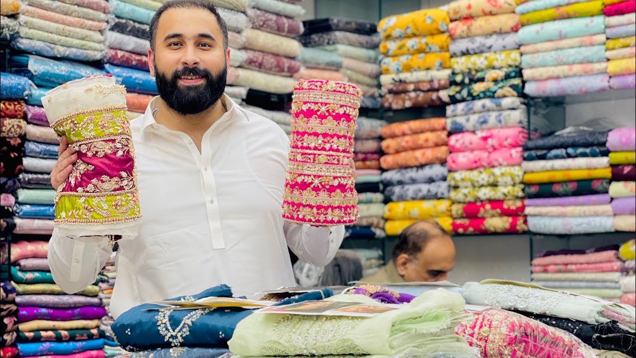 **WEDDING👑COLLECTION**♥️Maria•B Suits😍\ Bridals✅Designer Dress💯\ Luxury🌺Wedding Dress👗\ Barat🌸Walima