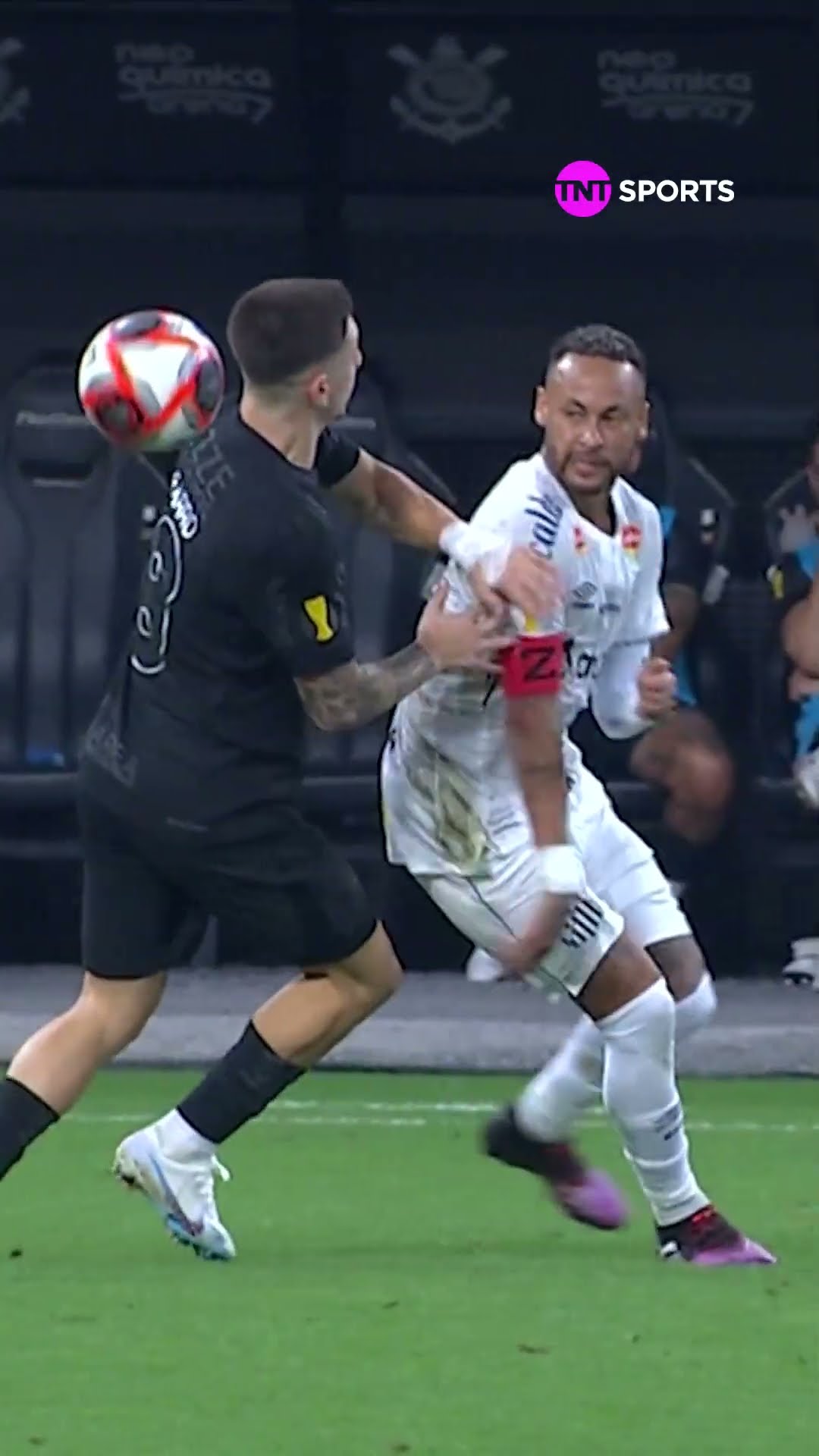 NEYMAR APLICA DRIBLE HUMILHANTE EM GARRO #shorts
