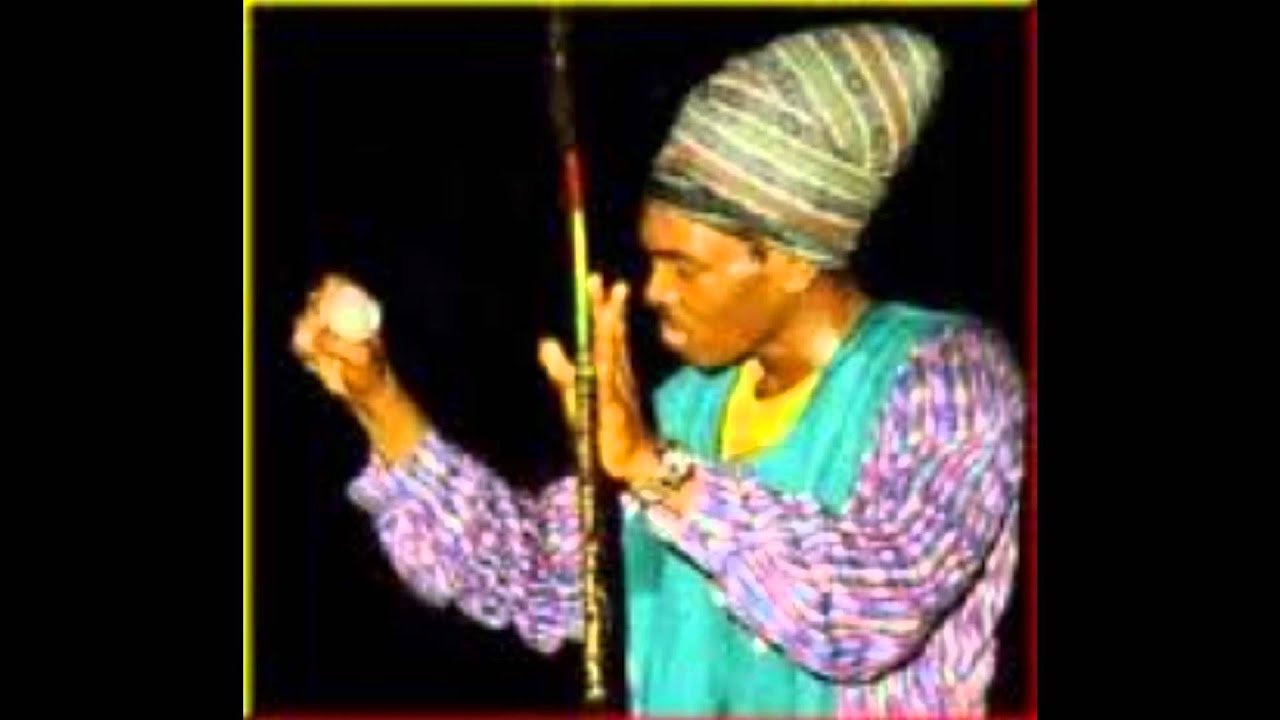 Anthony B " Jah Jah World " - YouTube