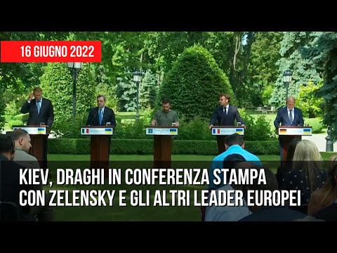 Kiev, Draghi in conferenza stampa con Zelensky e gli altri leader europei