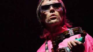 Rare: Ian Brown And Steve Jones Sing 'Submission'