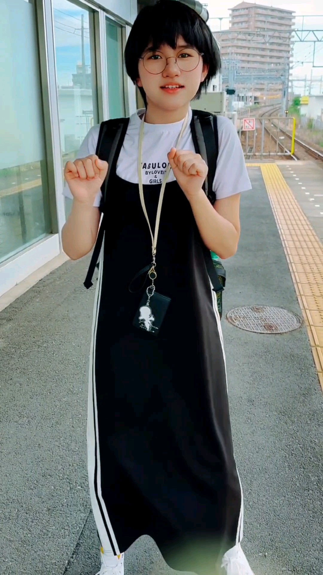 髪切ったらめっちゃSUZUKA✨️#新しい学校のリーダーズ #オトナブルー #踊ってみた #himawariちゃんねる #まーちゃんおーちゃん #shorts