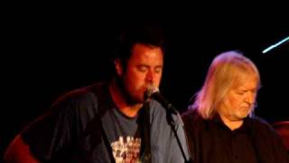 Vince Gill sings Bartender's Blues at 65 Amps party, Summer NAMM chords