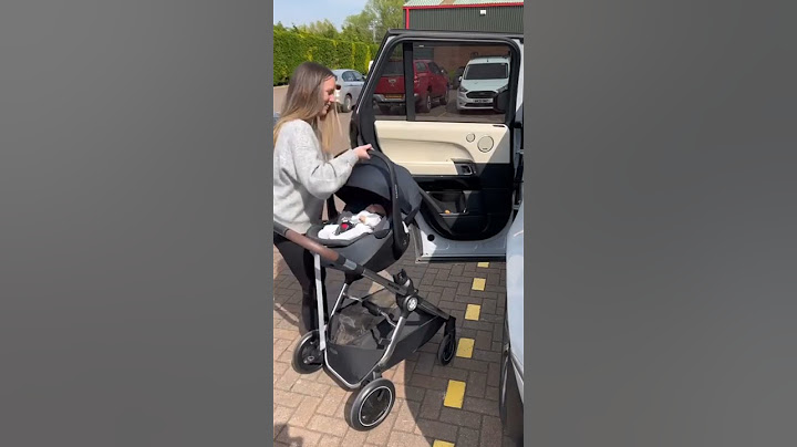 Spin and slide your infant carrier with the Maxi-Cosi Pebble 360 Pro and Base! 💫⏬️