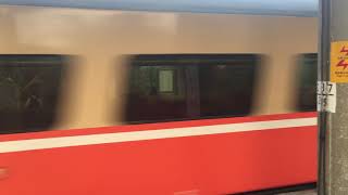 751次莒光號社頭站通過(第1節及第2節車門沒關上)