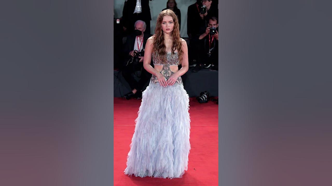 Sadie Sink at the Oscars YouTube