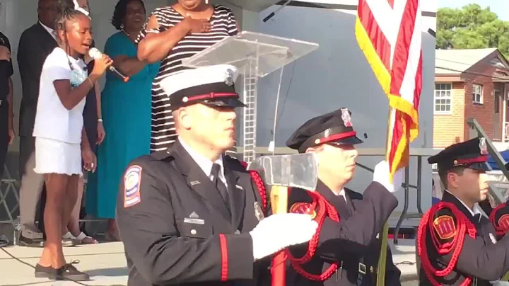 Bri'anna Harper sings national anthem at National ...