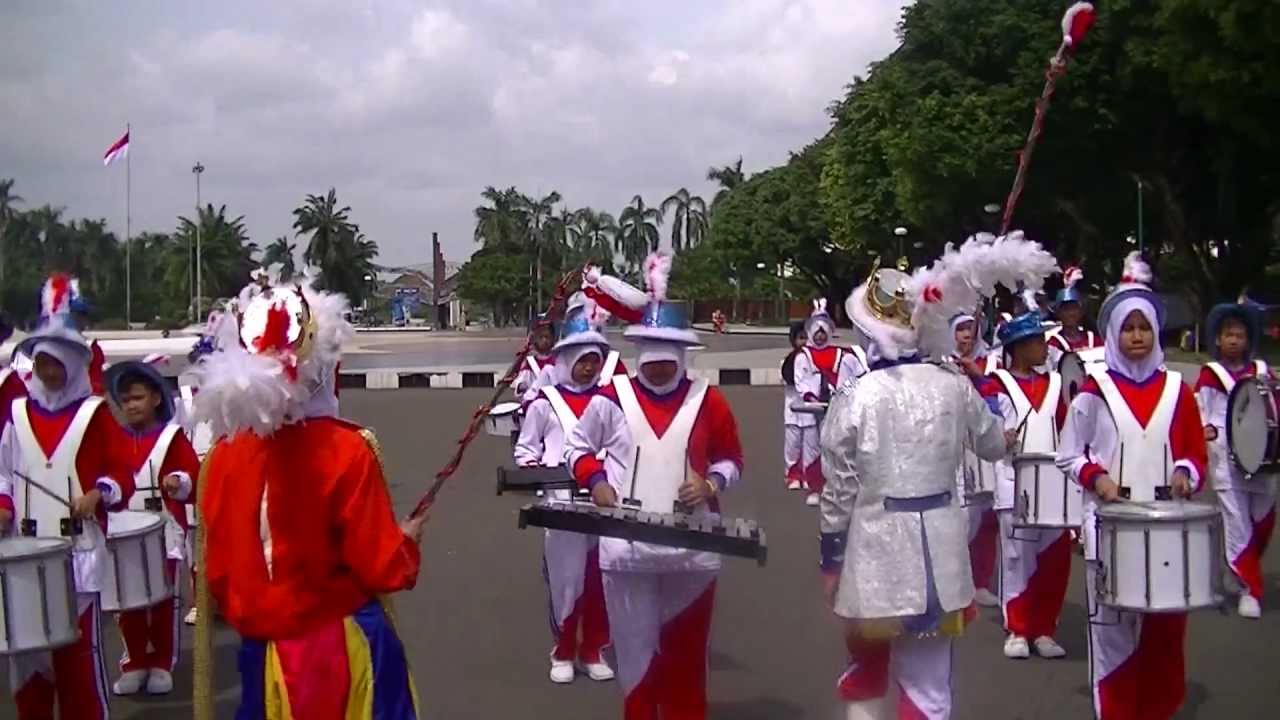 Abg tua Drumband pp Nurul Mushtofa Ciracas in TMII