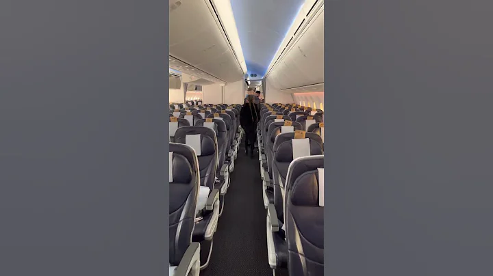 Empty Boeing 787 Dreamliner Tour #tui #boeing #787