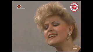 Eski Dostlar Neşe Karaböcek