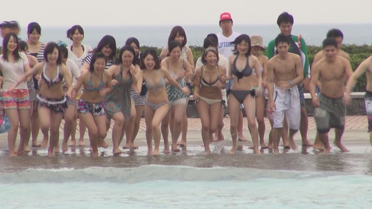 夏本番！　大磯ロングビーチがプール開き/神奈川新聞（カナロコ）