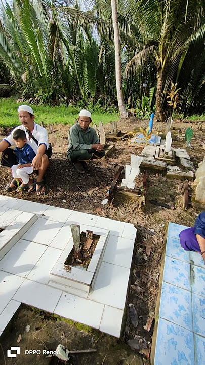 KETIKA KITA SUDAH DIKUBUR YANG BISA MENYELAMATKAN ADALAH ANAK YANG SHOLEH  #shorts #ustad #das'ad