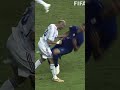 عندما ضرب زين الدين زيدان ماتيرازي الاعب الايطالي في كأس العالم ٢٠٠٦